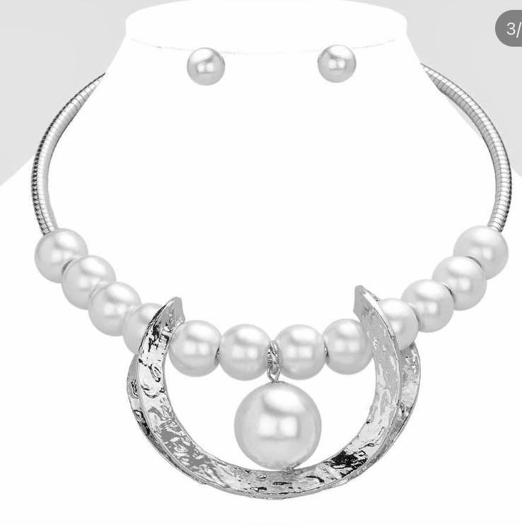 Unique Hammered Pearl Set -Silver