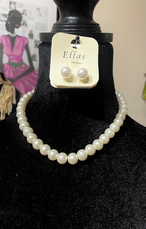 Single Strand Pearls with Ears