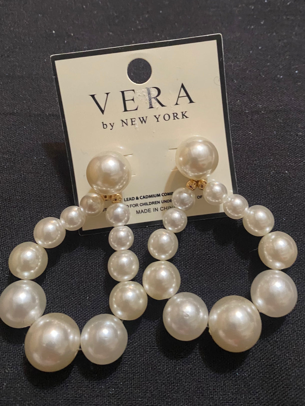 Vera Pearl Hoop White