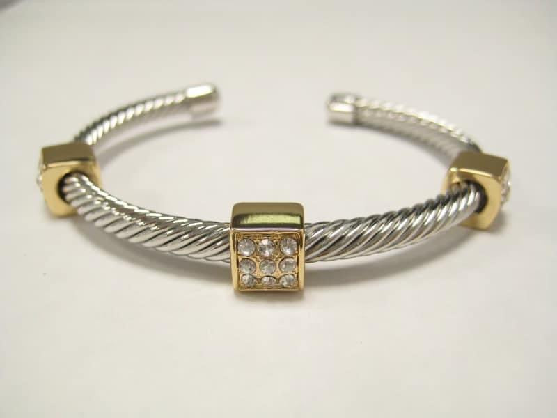 Inspired Cable Bracelet 3 Squares