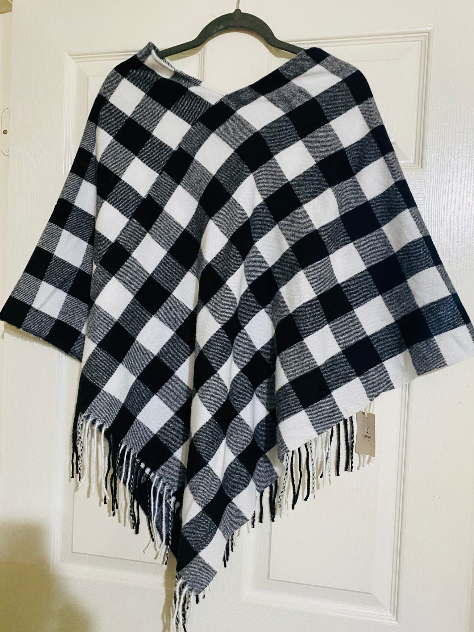 Poncho Red Houndstooth